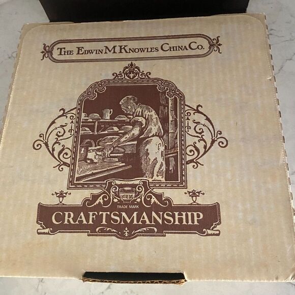 1992 Knowles 'Santa's On His Way' by Haddon Sundblom Plate with Certificate - Picture 8 of 12